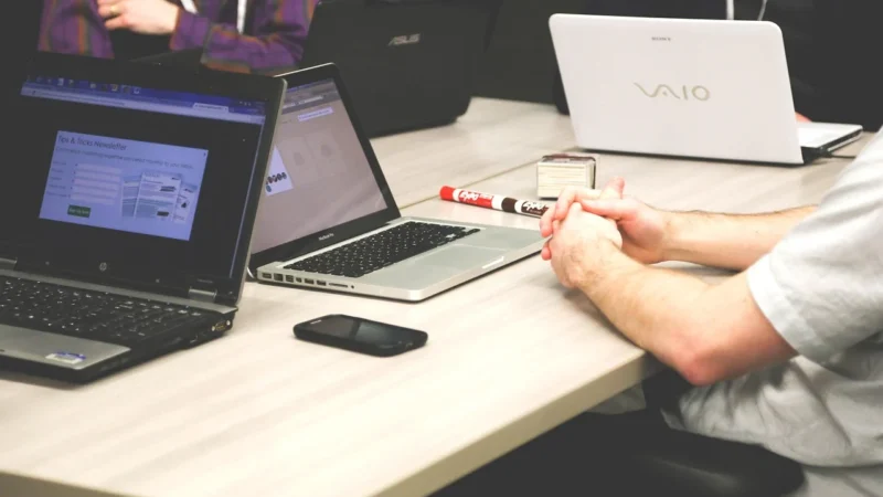 CRM B2B — jak usługi IT Integrafy zwiększają zyski