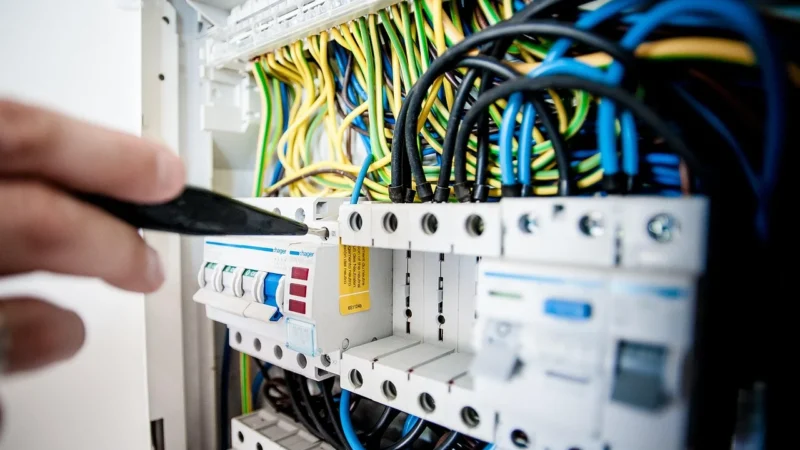 Zastosowanie czujników w nowoczesnych systemach elektrycznych