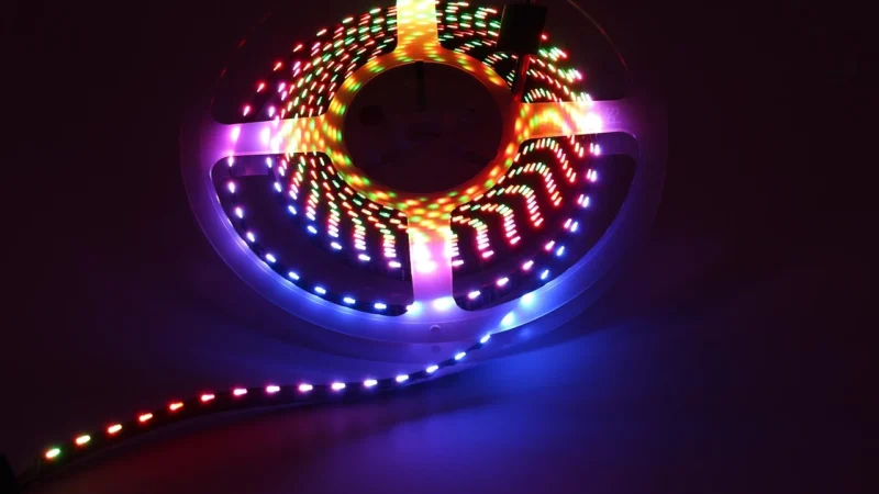 Złącza do instalacji LED — jak wybrać niezawodne rozwiązanie